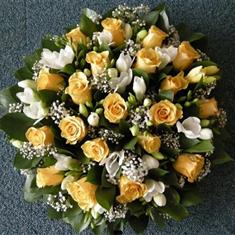Lemon &amp; White Rose Posie Arrangement