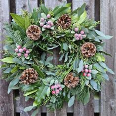 Traditional Mixed Foliage Seasonal Wreath