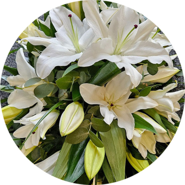 Tied sheaf and teardrop casket sprays